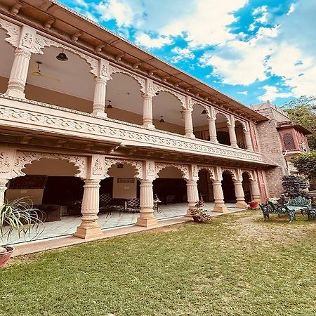 Hotel Karan Villas Kota  Zewnętrze zdjęcie