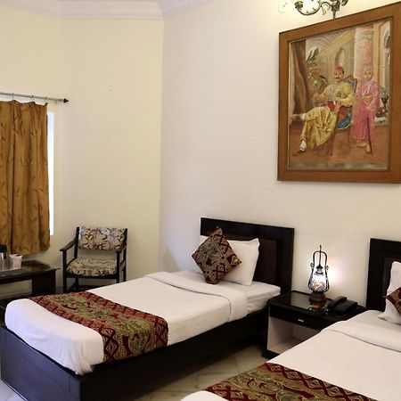 Hotel Karan Villas Kota  Zewnętrze zdjęcie