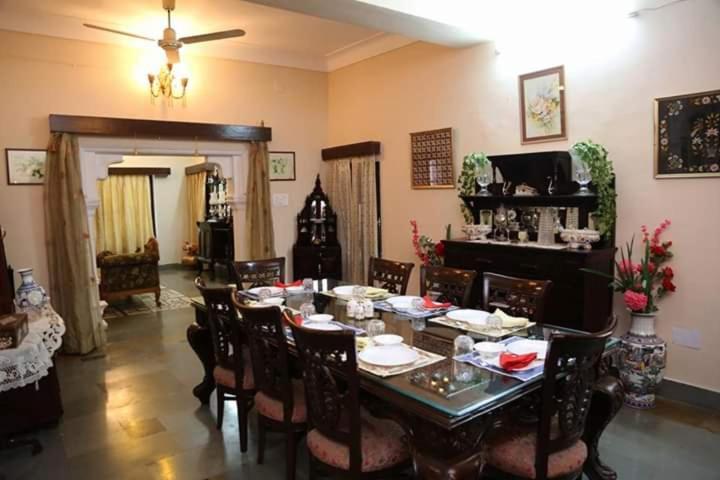 Hotel Karan Villas Kota  Zewnętrze zdjęcie