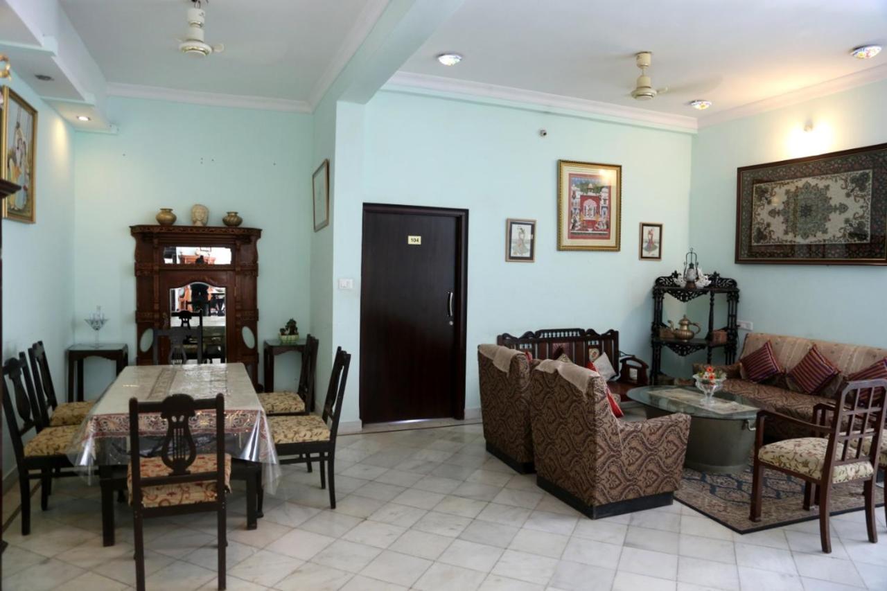 Hotel Karan Villas Kota  Zewnętrze zdjęcie