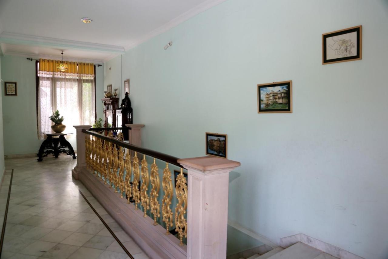 Hotel Karan Villas Kota  Zewnętrze zdjęcie