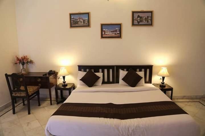 Hotel Karan Villas Kota  Zewnętrze zdjęcie